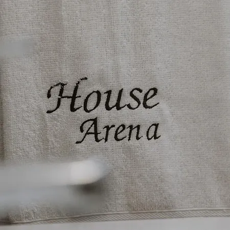 House Paradise- House Arena *